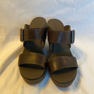 Timberland wedge sandals woman’s size 7